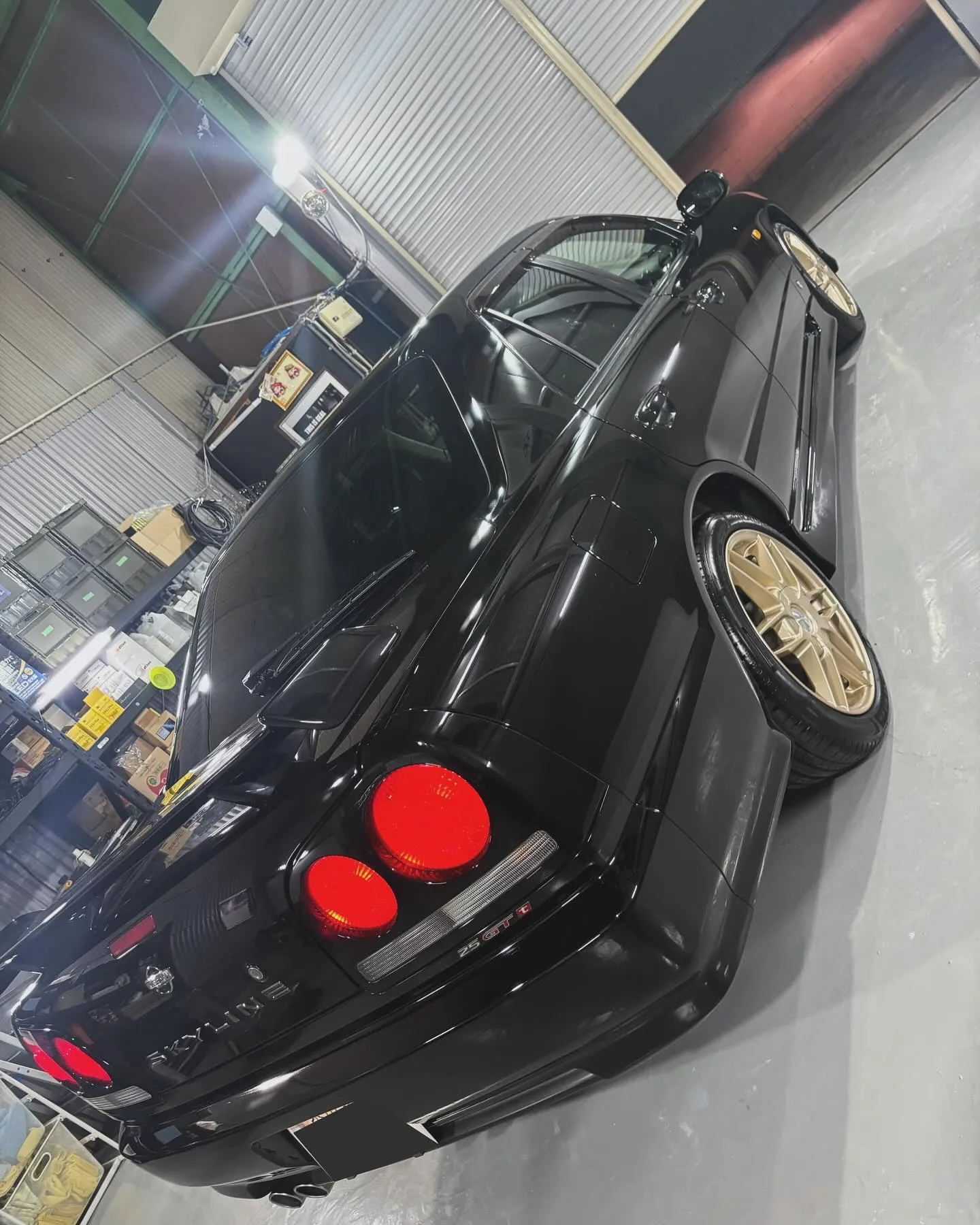 日産スカイラインR34の『ALL POLISHING（磨き）...