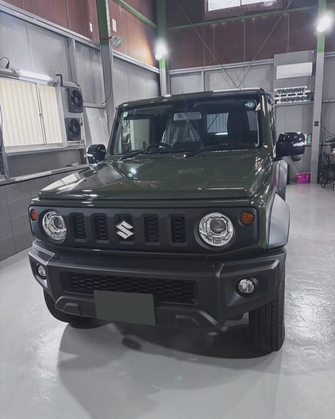 【スズキ ジムニーシエラ】⠀