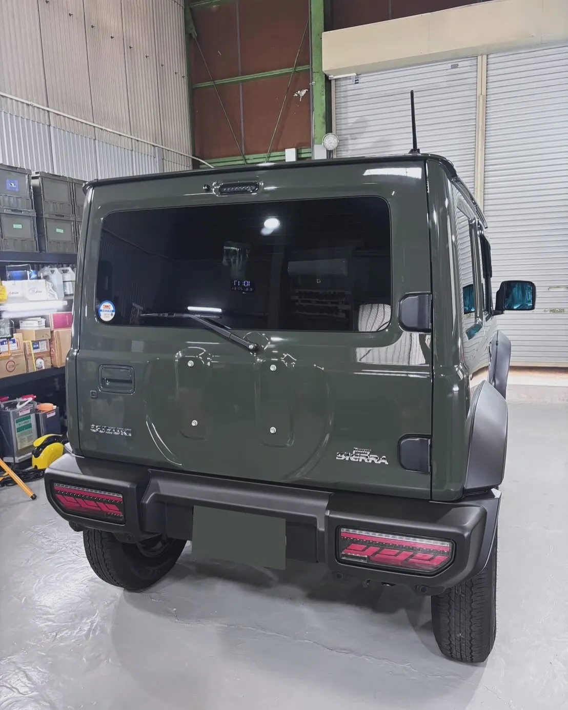 【スズキ ジムニーシエラ】⠀