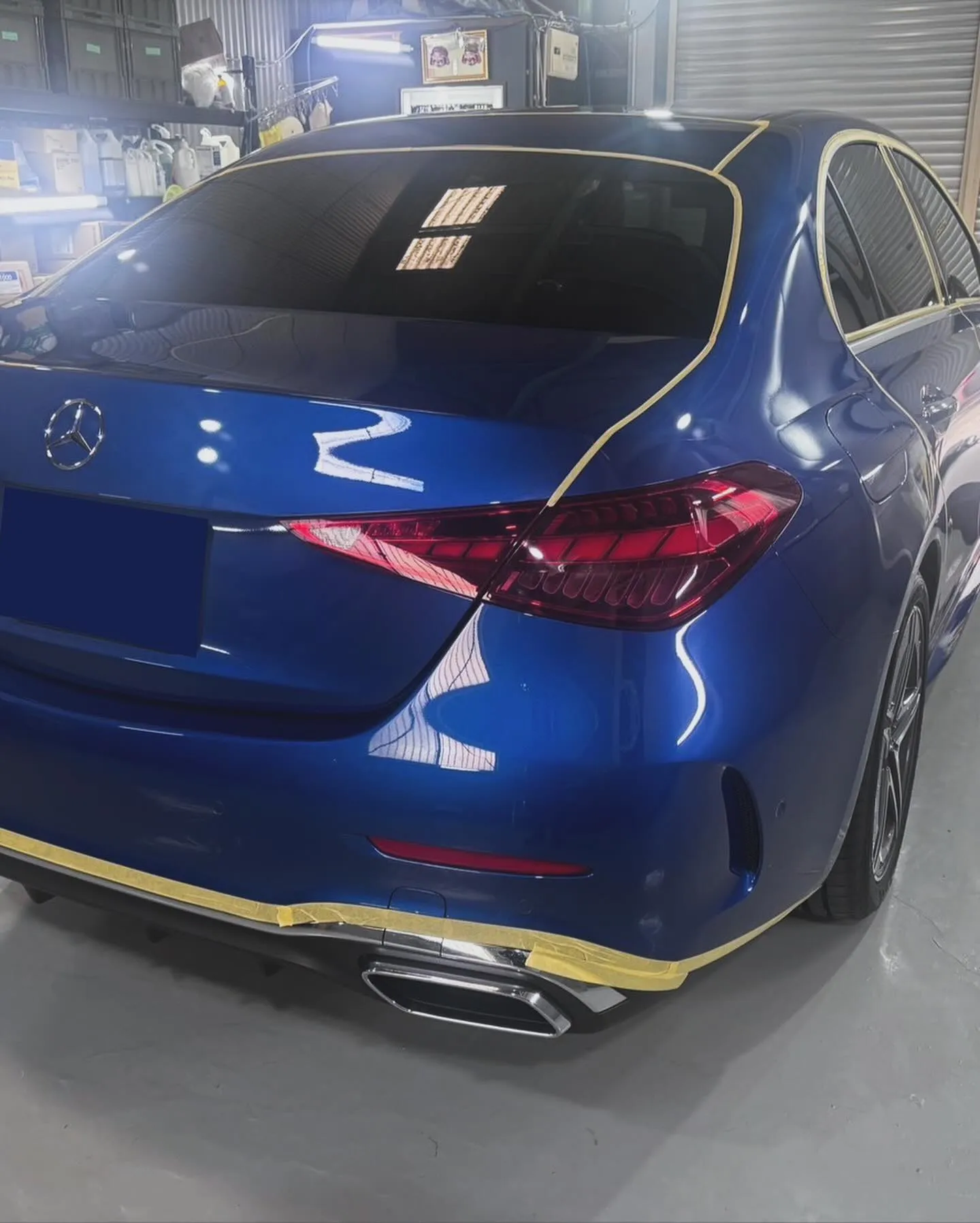 【メルセデス・ベンツ  C-180】