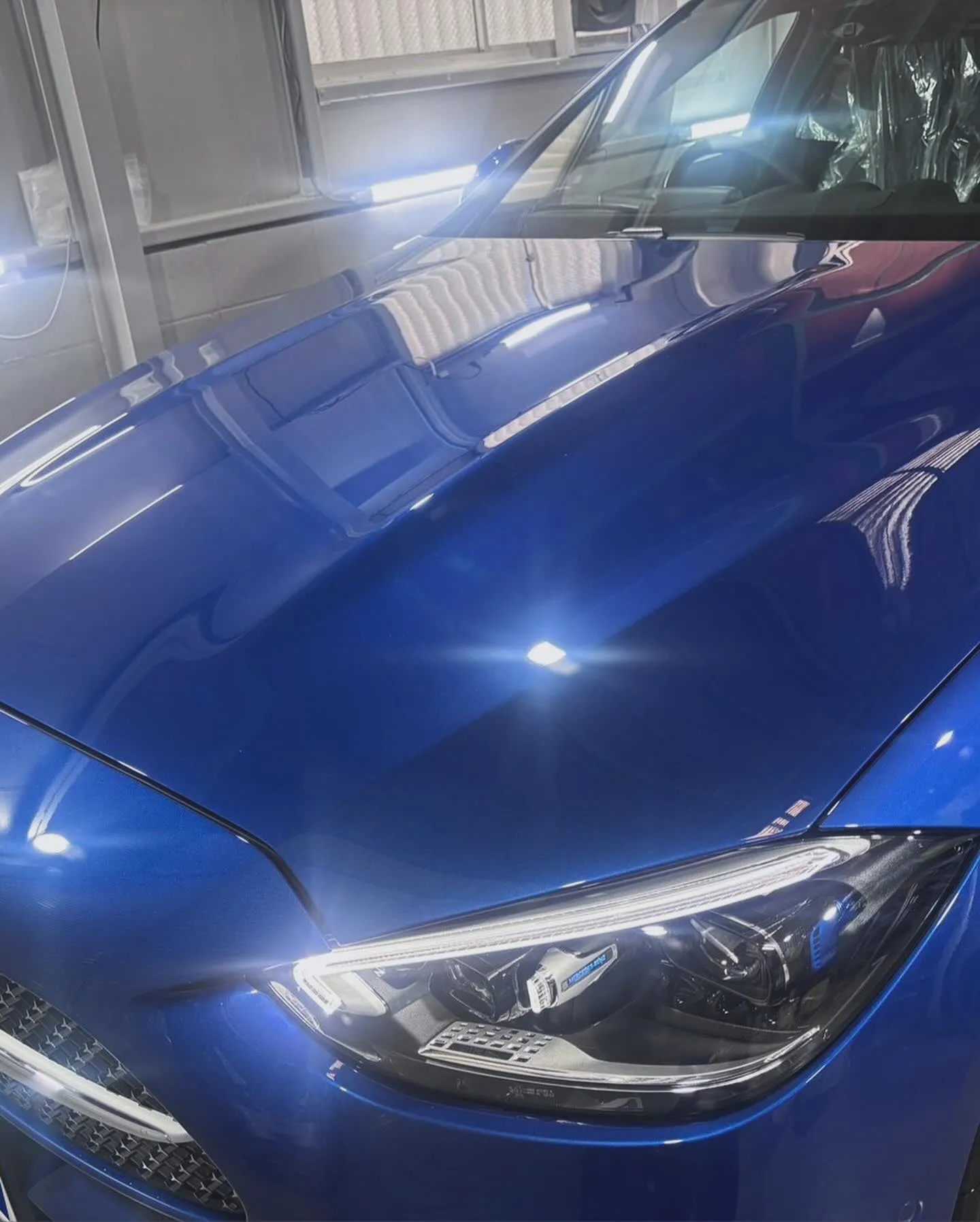 【メルセデス・ベンツ  C-180】