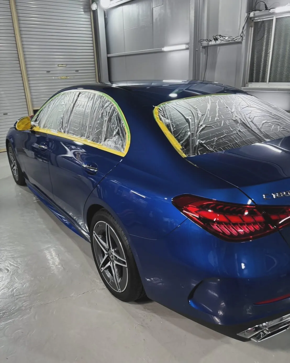 【メルセデス・ベンツ  C-180】