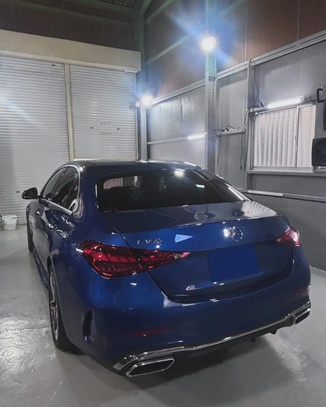 【メルセデス・ベンツ  C-180】